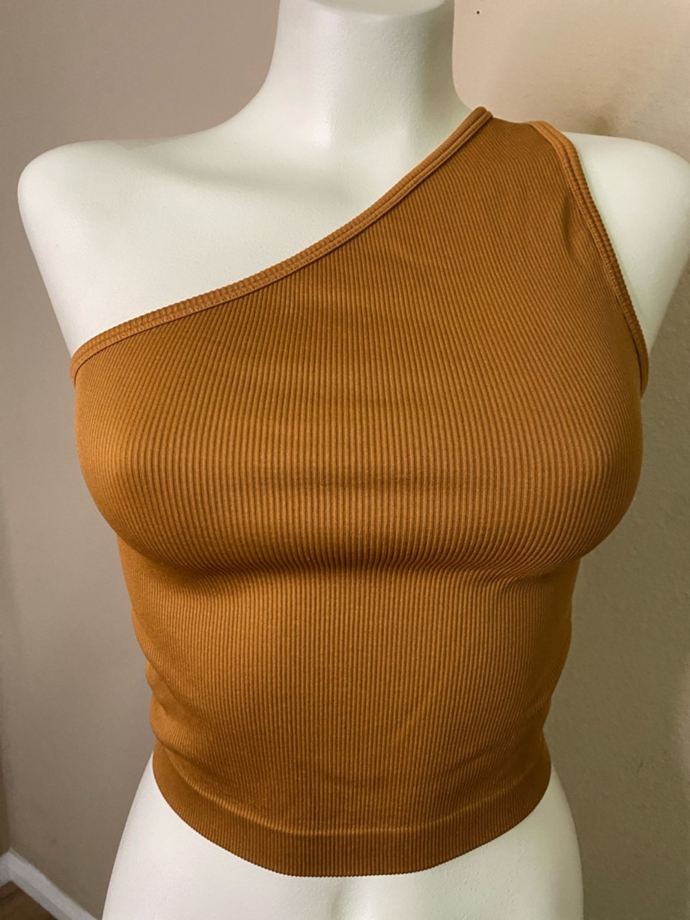 a new day Ribbed stretch cold shoulder caramel Tank crop  Top L